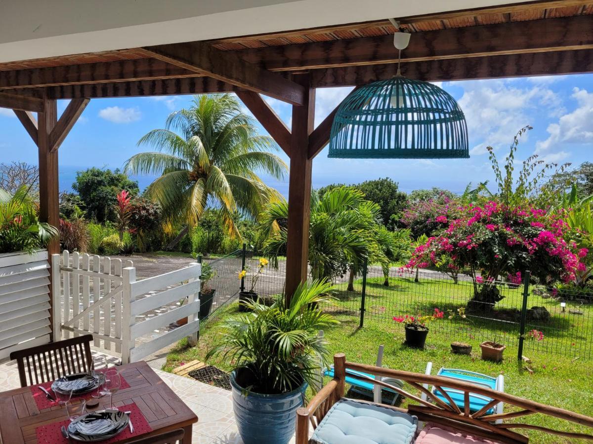 Bel appartement privé, magnifique vue sur la mer des Caraibes et jardin clos, WiFi, à 2mn de la plage Sainte-Luce Extérieur photo
