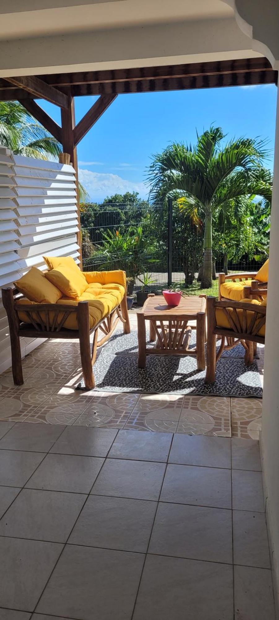 Bel appartement privé, magnifique vue sur la mer des Caraibes et jardin clos, WiFi, à 2mn de la plage Sainte-Luce Extérieur photo